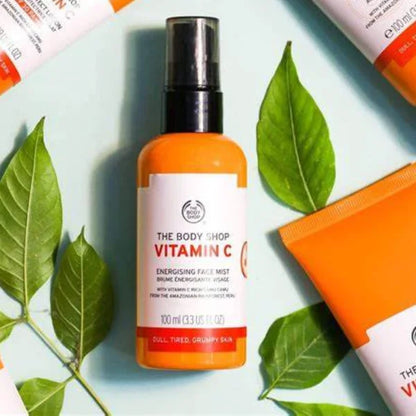 Body Shop Vitamin C Glow-Revealing Liquid Peel healthy skin I Body Shop Vitamin C